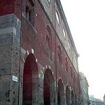 broletto palazzo della regione milano